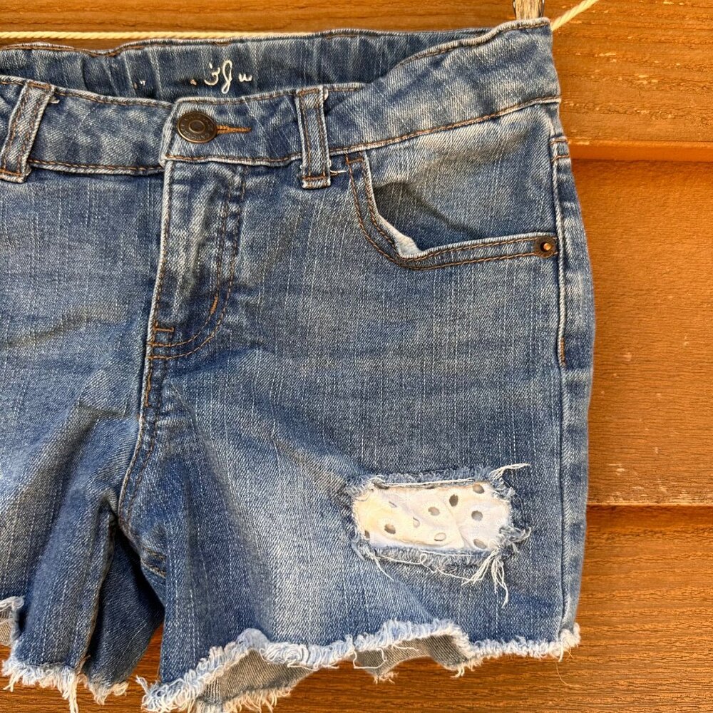 Cat & Jack Girls Distressed Denim Shorts L 10/12 Blue Lace Patch Details Frayed - Picture 5 of 9
